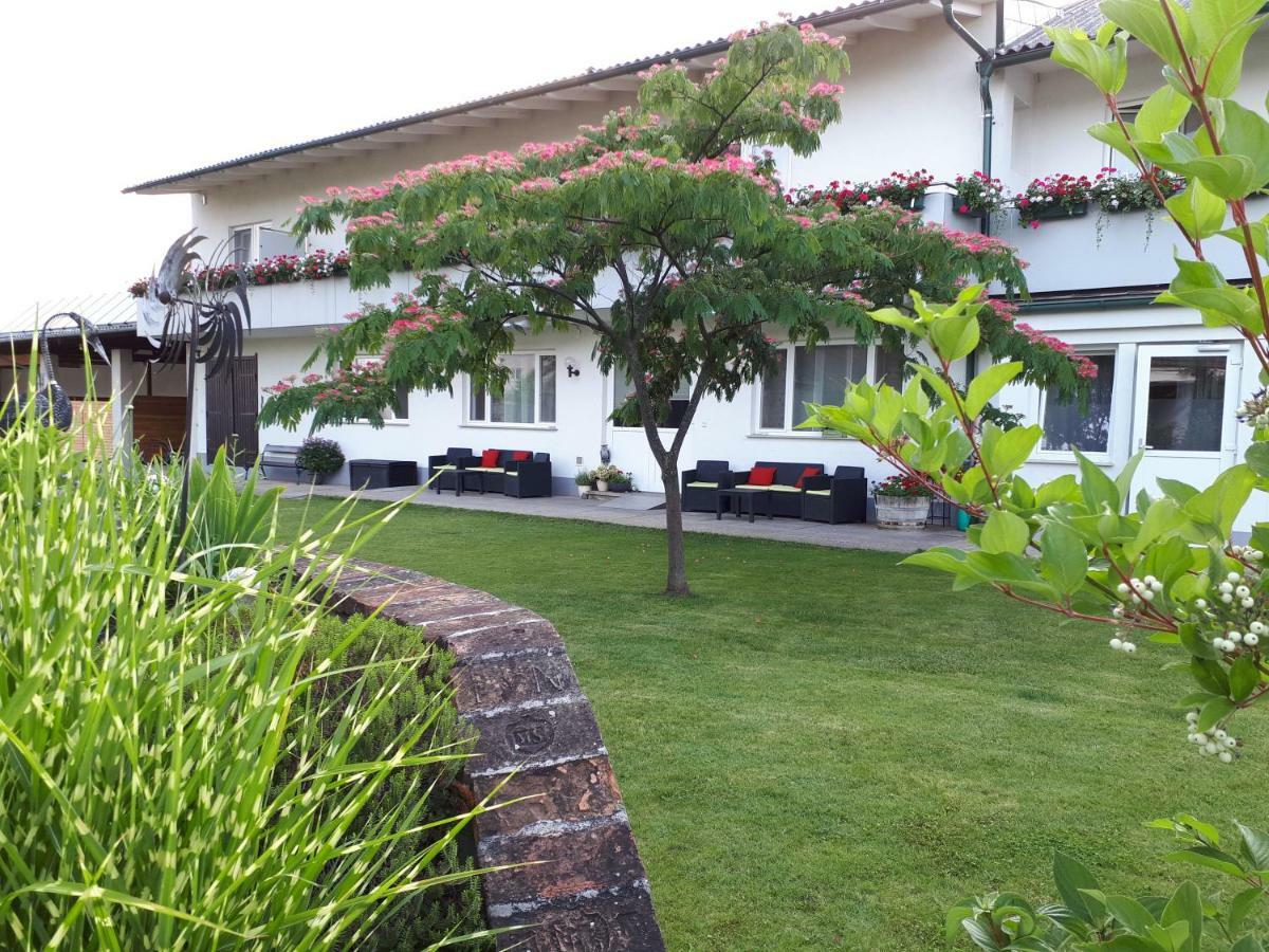 Pension Joseph Haydn โพเดอร์สดอร์ฟ อัม ซี ภายนอก รูปภาพ
